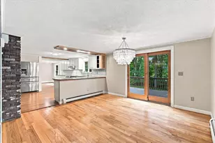 114 Carriage Ln, Barnstable, MA 02630 - Photo 10