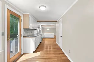 114 Carriage Ln, Barnstable, MA 02630 - Photo 12