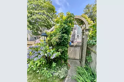 27 Montello Street, Provincetown, MA 02657 - Photo 26