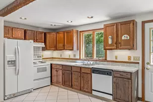 123 Elain Ave, Falmouth, MA 02536 - Photo 10