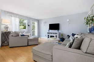 15 Commercial St, Yarmouth, MA 02664 - Photo 14