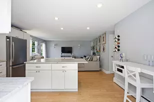 15 Commercial St, Yarmouth, MA 02664 - Photo 4