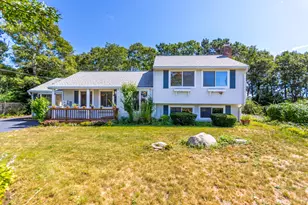 8 Laura Ln, Bourne, MA 02553 - Photo 2