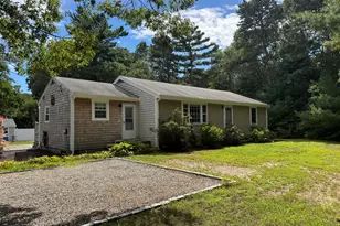 29 Race Ln, Sandwich, MA 02563 - Photo 1