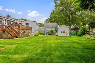 63 Ellsworth Dr, Falmouth, MA 02540 - Photo 40