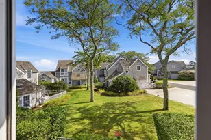 33 Landmark Ave, Mashpee, MA 02649 - Photo 6