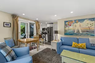 47 Pleasant St, Provincetown, MA 02657 - Photo 16