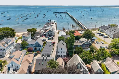 130 Commercial Street, Provincetown, MA 02657 - Photo 28