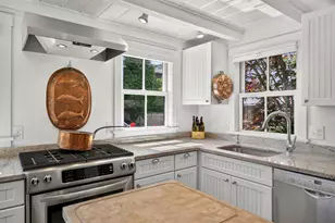 130 Commercial St, Provincetown, MA 02657 - Photo 14