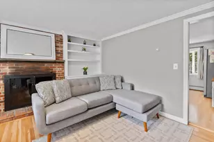 25 Donegal Cir, Barnstable, MA 02632 - Photo 10