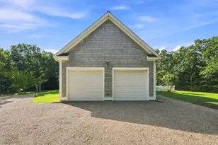 10 Woodhaven Dr, Edgartown, MA 02539 - Photo 48