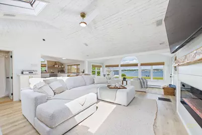 16 Shoreview Avenue, Mattapoisett, MA 02739 - Photo 4