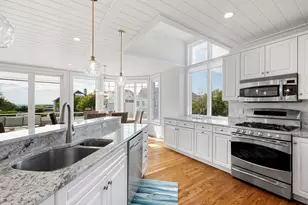 122 Shore Dr, Mashpee, MA 02649 - Photo 14