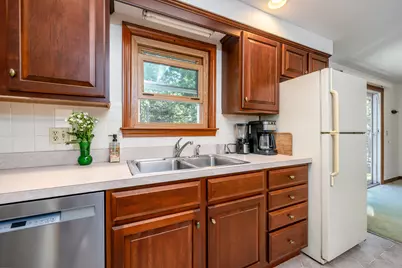 382 Mariner Circle, Barnstable, MA 02635 - Photo 8