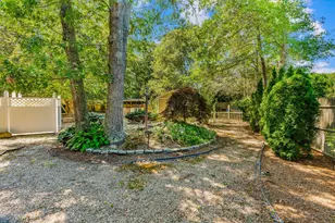 19 Rolling Acres Ln, Falmouth, MA 02536 - Photo 10