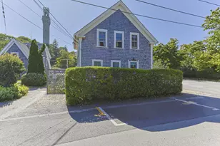 18 Standish St, Provincetown, MA 02657 - Photo 2