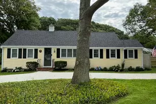 140 Sixth Ave, Barnstable, MA 02672 - Photo 2