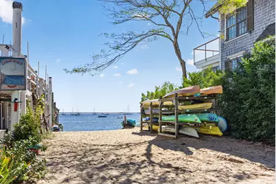 72A Commercial Street, Provincetown, MA 02657 - Photo 42