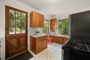 89 F R Lillie Rd, Falmouth, MA 02543 - Photo 4