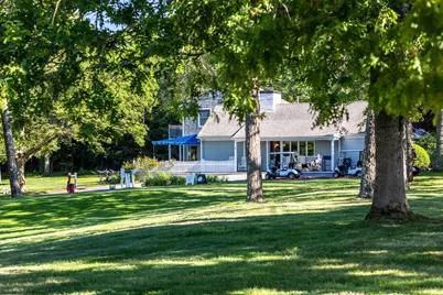 2 Par 3 Drive, Yarmouth, MA 02664 - Photo 46