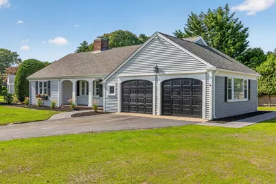 2 Par 3 Drive, Yarmouth, MA 02664 - Photo 4