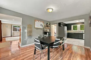 19 Louise Ln, Falmouth, MA 02536 - Photo 12