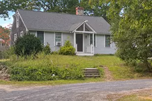 413 W Yarmouth Rd, Yarmouth, MA 02673 - Photo 4
