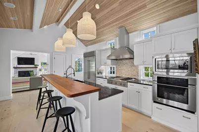 90 Silver Leaf Avenue, Chatham, MA 02633 - Photo 2