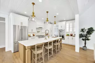 22 Country Clb Ln, Mashpee, MA 02649 - Photo 8