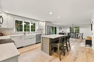 31 Village Dr, Sandwich, MA 02537 - Photo 6