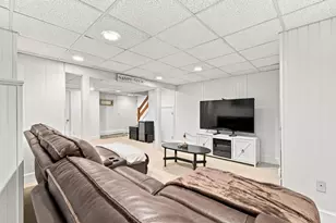 31 Village Dr, Sandwich, MA 02537 - Photo 28
