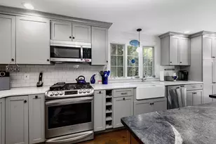 9 Follins Pond Rd, Dennis, MA 02660 - Photo 10