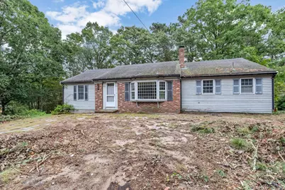 844 W Yarmouth Road, Yarmouth, MA 02675 - Photo 2