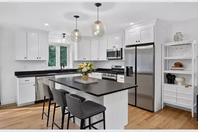 140 Broken Bow Lane, Falmouth, MA 02536 - Photo 2