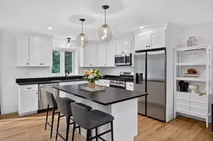 140 Broken Bow Ln, Falmouth, MA 02536 - Photo 2