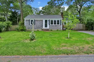 21 Ashkins Dr, Dennis, MA 02660 - Photo 2