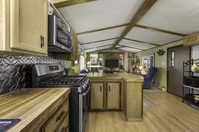 2 5th Avenue #2, Bourne, MA 02532 - Photo 16