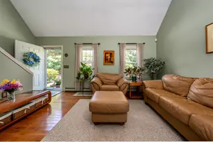 10 Oxfordshire Pl, Mashpee, MA 02649 - Photo 10