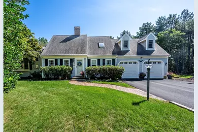 10 Oxfordshire Place, Mashpee, MA 02649 - Photo 1