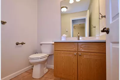 195 Falmouth Road #APT 15D, Mashpee, MA 02649 - Photo 8
