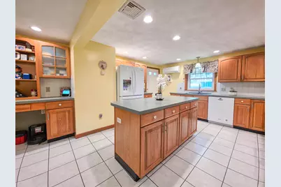 130 Saint Claire Street, Braintree, MA 02184 - Photo 12