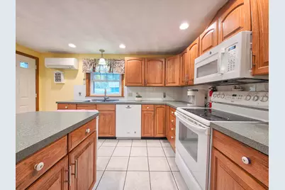 130 Saint Claire Street, Braintree, MA 02184 - Photo 14