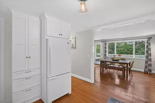 87 Pinecrest Beach Dr, Falmouth, MA 02536 - Photo 14