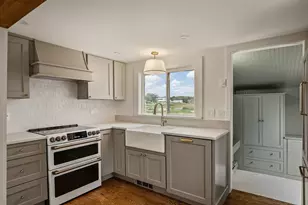184 S Sea Ave, Yarmouth, MA 02673 - Photo 8