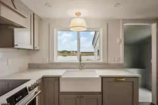 184 S Sea Ave, Yarmouth, MA 02673 - Photo 10