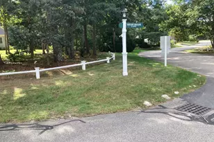 37 Square Rigger Ln, Barnstable, MA 02630 - Photo 4