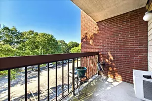 4975 Washington St, Boston, MA 02132 - Photo 26