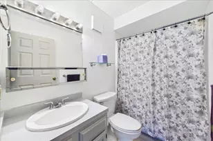 4975 Washington St, Boston, MA 02132 - Photo 24