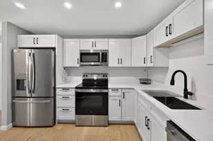 42 Old Colony Way, Orleans, MA 02653 - Photo 2