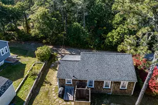 335 Lower County Rd, Dennis, MA 02638 - Photo 20